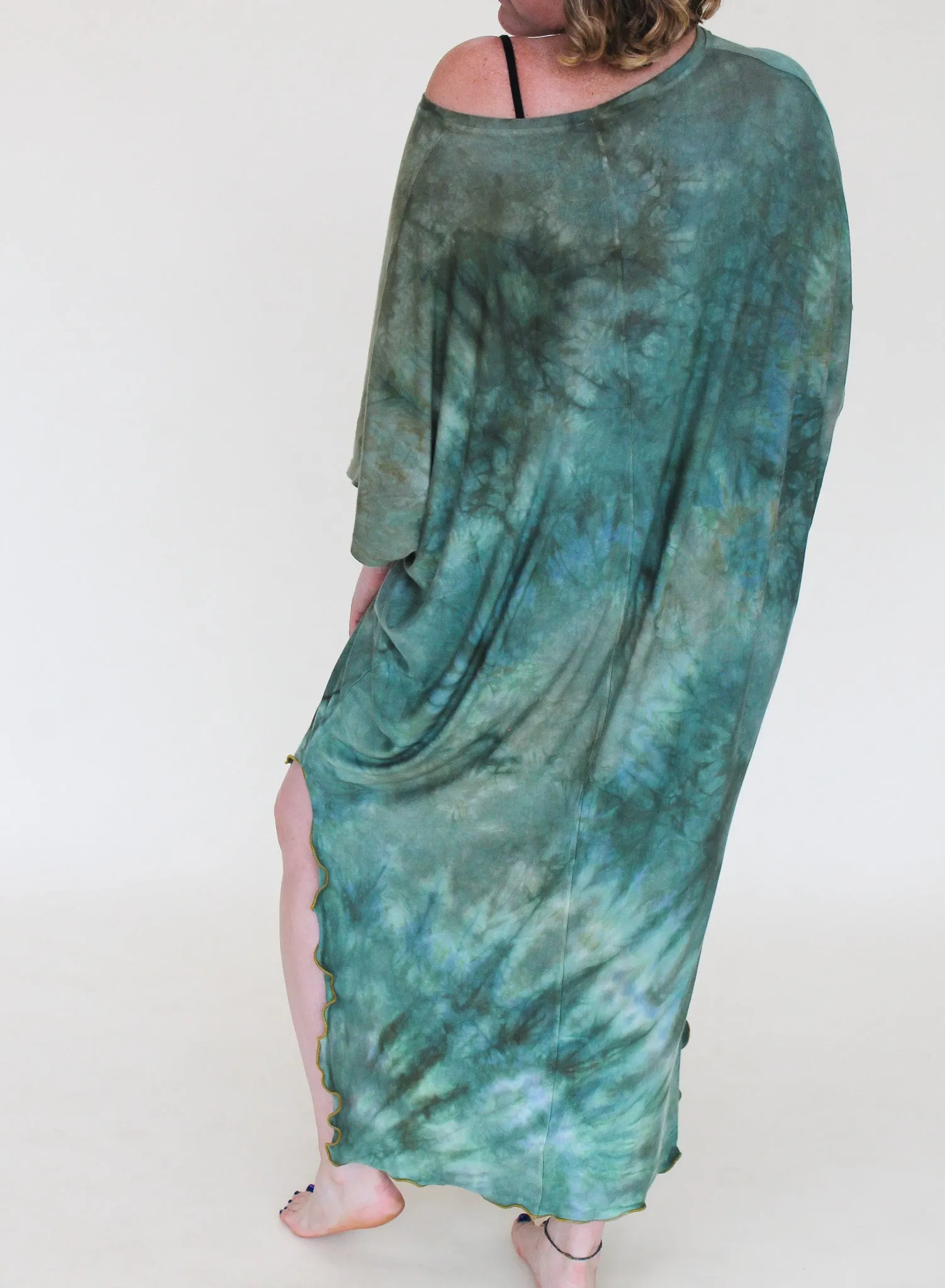 'Aventurine' Priestess Kaftan
