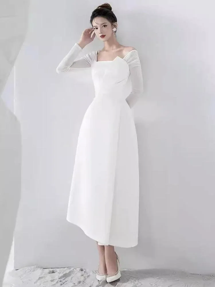 Chic Asymmetrical Summer Evening Dress with Long Sleeves and Flattering Fit